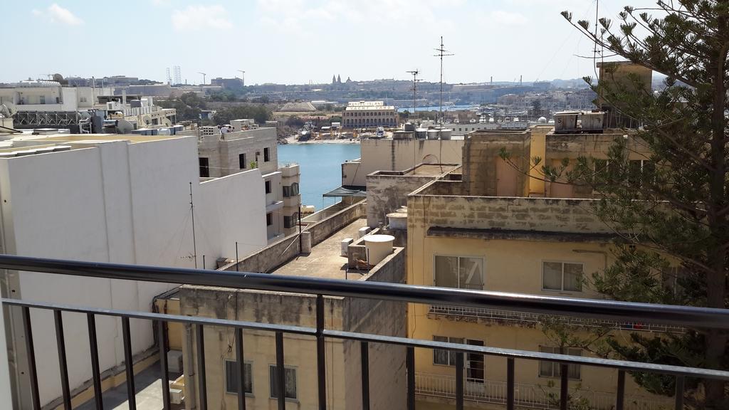 Am Apartments Sliema Exterior photo